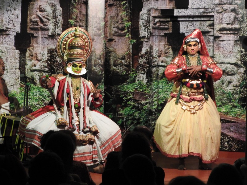 44 COCHIN Rappresentazione di Kathakali